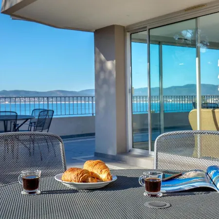 2 Pieces Avec Balcon Et Terrasse - A 50m - Clim, Wifi, Parking - Fr-1-466a-17 Saint-Raphael (Var)